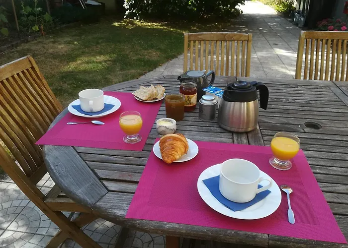 Les Jardins De Beauverger 住宿加早餐酒店 *